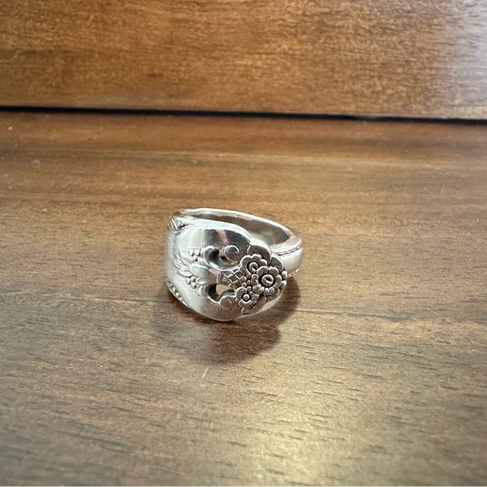 Spoon Ring - Picture 5 of 13